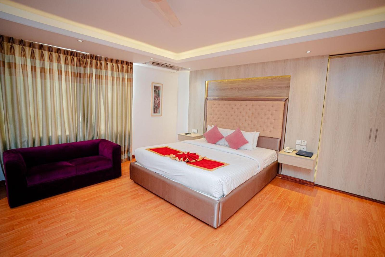 Royal Raj Hotel Rajshahi Exterior foto